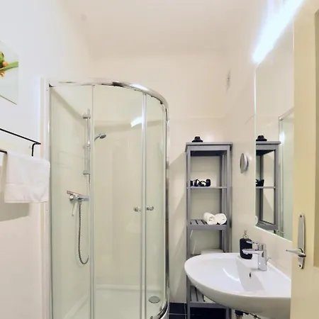 Cosy & Charming In The City Centre Vienne Extérieur photo