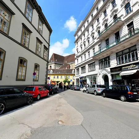 Cosy & Charming In The City Centre Vienne Extérieur photo
